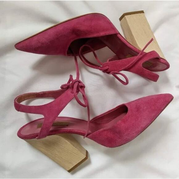 Dee Keller Mallory Heels in Fuschia - Picture 4 of 15
